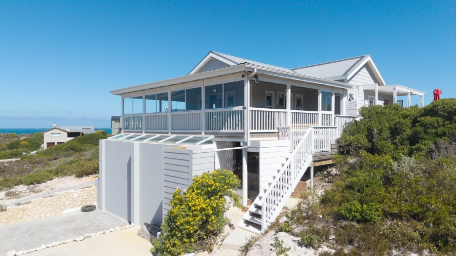 2 Bedroom Property for Sale in Suiderstrand Western Cape